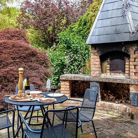 Vineyard Oast Sleeps 25 Villa Wavehorne Екстериор снимка