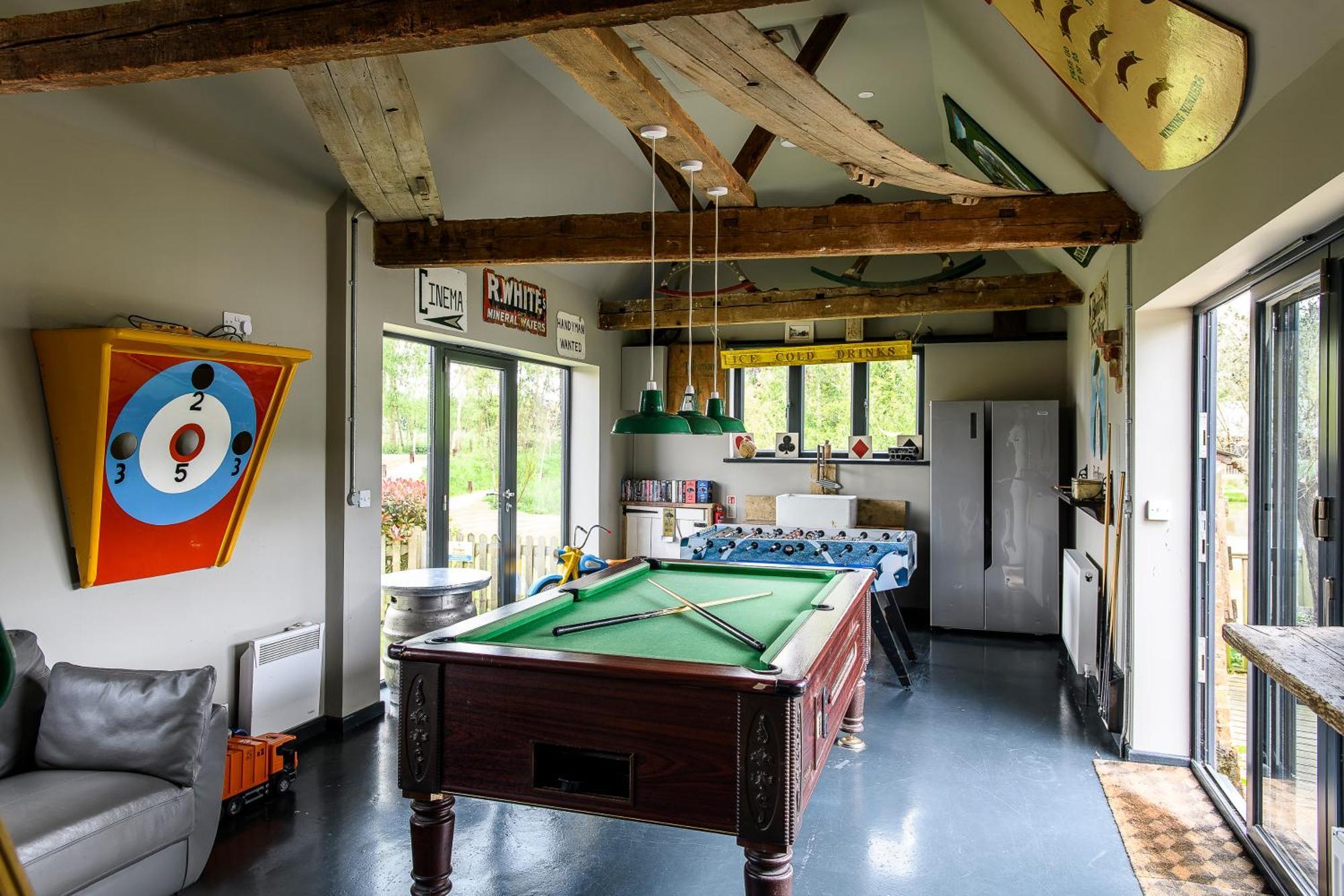 Vineyard Oast Sleeps 25 Villa Wavehorne Екстериор снимка