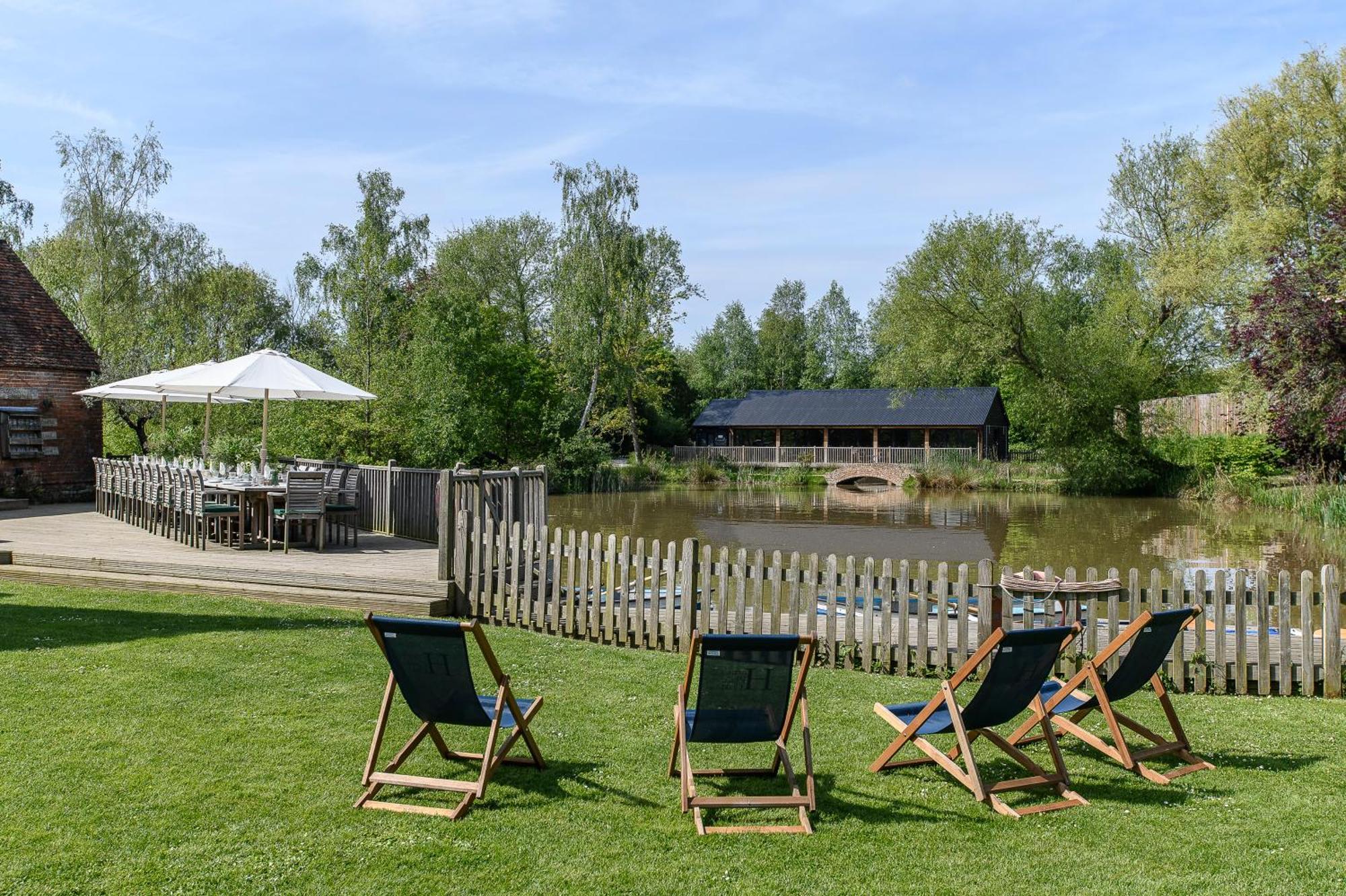 Vineyard Oast Sleeps 25 Villa Wavehorne Екстериор снимка